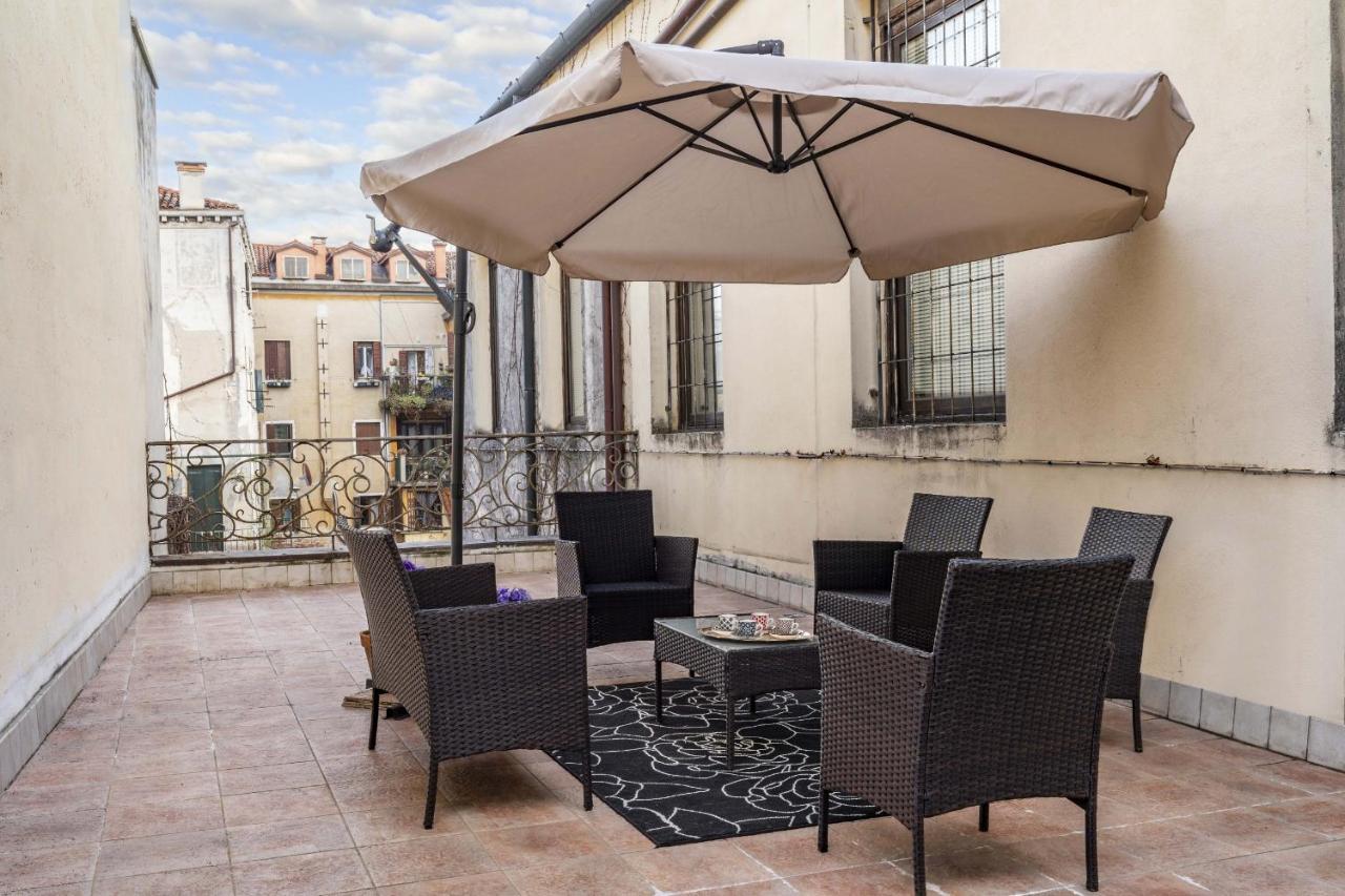 Tolentini Canal View & Terrace By Wonderful Italy Benátky Exteriér fotografie